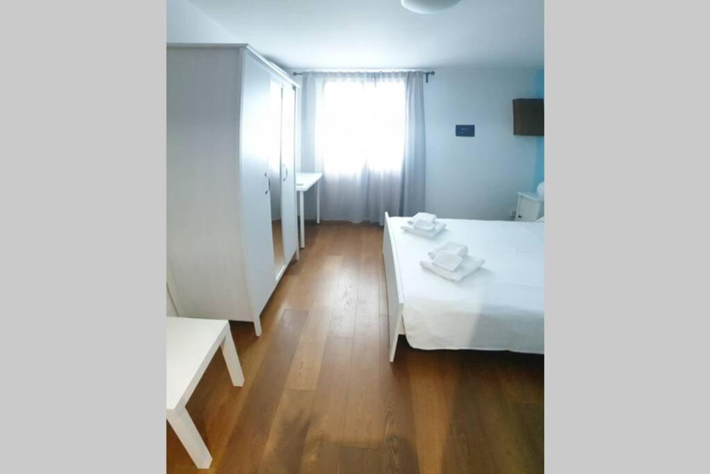 Dimora Maqueda Apartment Palermo Luaran gambar